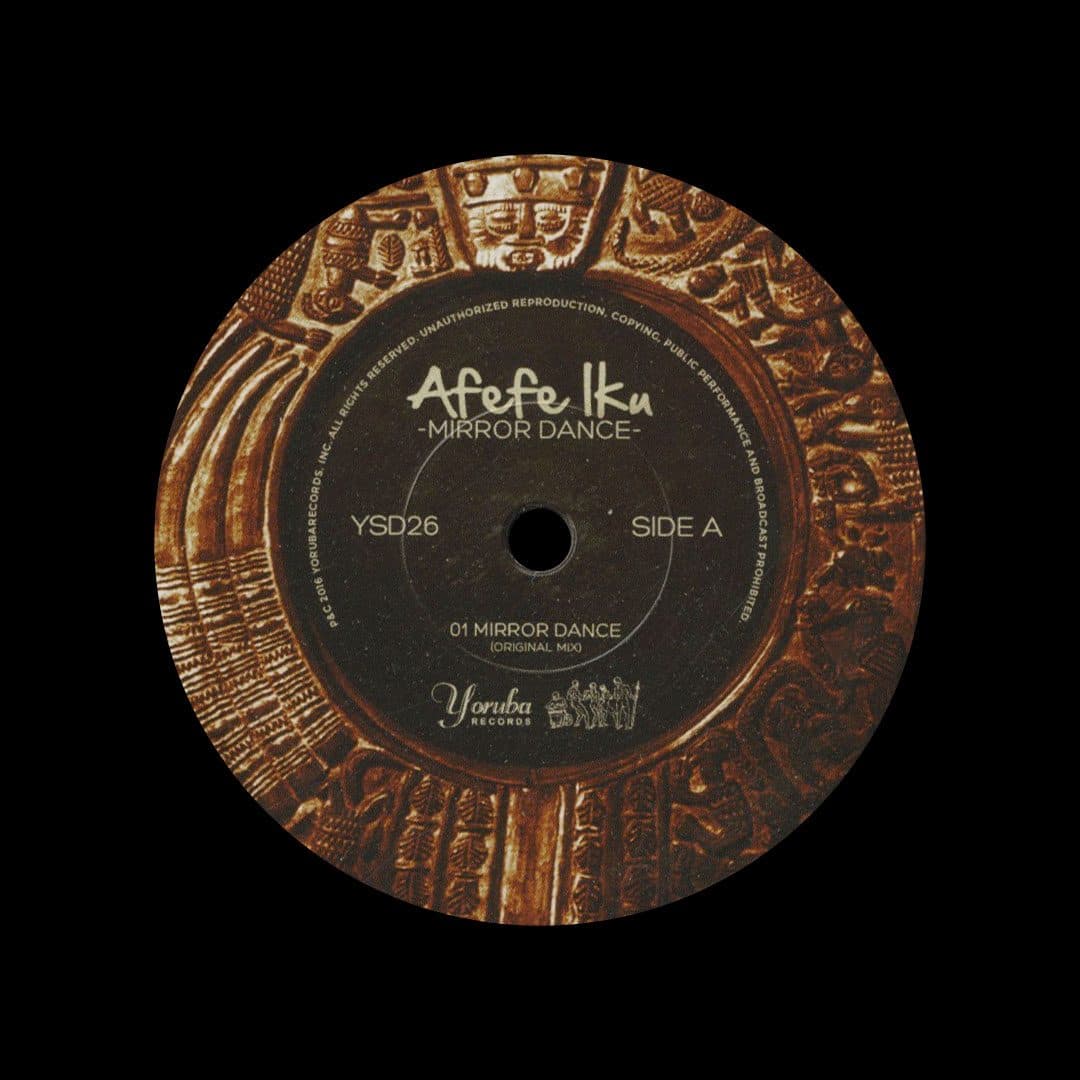 Afefe Iku - Mirror Dance - 12